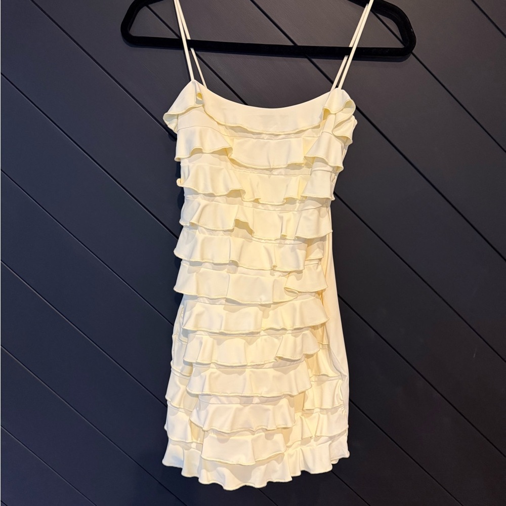 Edikted Nadya Ruffled yellow Mini Dress